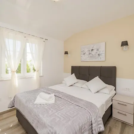 New Stone With Pool Near The Sandy By Traveler Tourist Agency Krk Id 2372 Bedroom 1 Villa